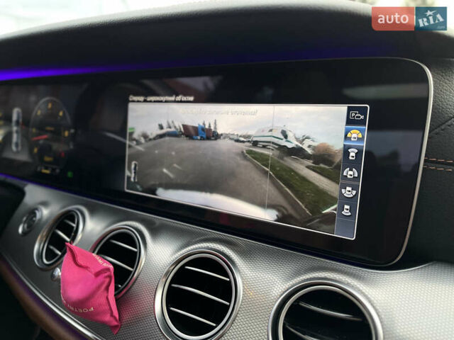 Серый Мерседес Е-Класс, объемом двигателя 3 л и пробегом 122 тыс. км за 37500 $, фото 37 на Automoto.ua