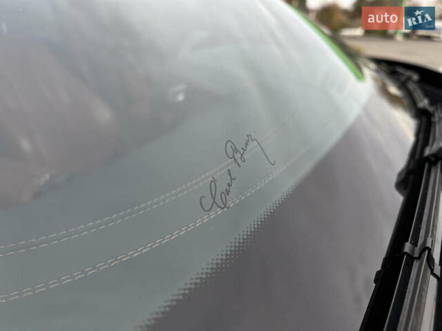 Серый Мерседес Е-Класс, объемом двигателя 3 л и пробегом 122 тыс. км за 37500 $, фото 11 на Automoto.ua