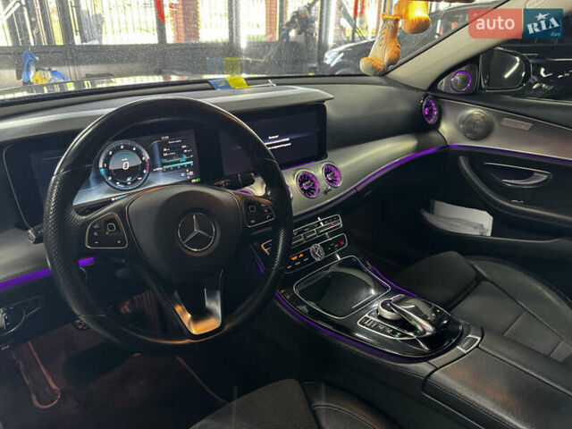 Сірий Мерседес Е-Клас, об'ємом двигуна 1.95 л та пробігом 165 тис. км за 28500 $, фото 21 на Automoto.ua