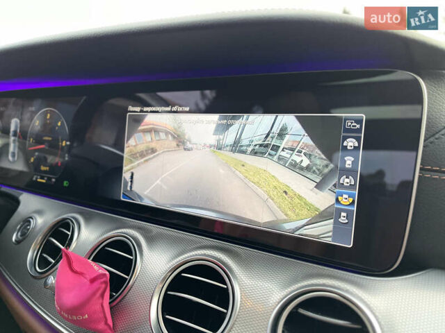 Серый Мерседес Е-Класс, объемом двигателя 3 л и пробегом 122 тыс. км за 37500 $, фото 39 на Automoto.ua