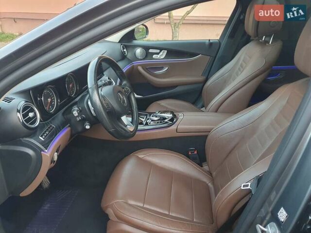 Сірий Мерседес Е-Клас, об'ємом двигуна 2.99 л та пробігом 180 тис. км за 40000 $, фото 11 на Automoto.ua