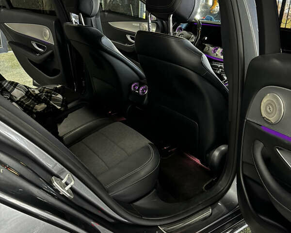 Сірий Мерседес Е-Клас, об'ємом двигуна 1.95 л та пробігом 165 тис. км за 28500 $, фото 25 на Automoto.ua