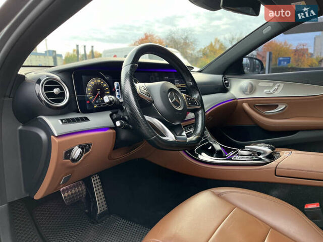 Серый Мерседес Е-Класс, объемом двигателя 3 л и пробегом 122 тыс. км за 37500 $, фото 16 на Automoto.ua