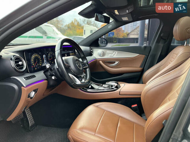 Серый Мерседес Е-Класс, объемом двигателя 3 л и пробегом 122 тыс. км за 37500 $, фото 19 на Automoto.ua