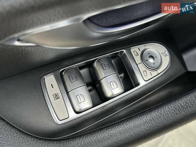 Сірий Мерседес Е-Клас, об'ємом двигуна 1.95 л та пробігом 130 тис. км за 27999 $, фото 19 на Automoto.ua