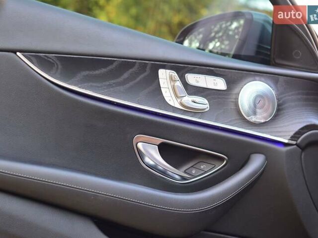 Серый Мерседес Е-Класс, объемом двигателя 1.99 л и пробегом 163 тыс. км за 26000 $, фото 43 на Automoto.ua