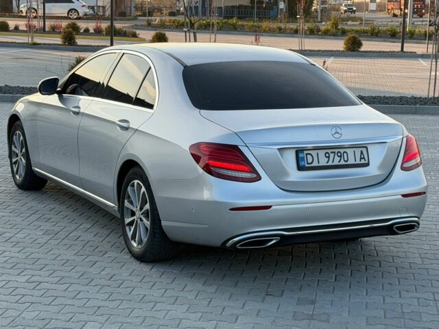 Сірий Мерседес Е-Клас, об'ємом двигуна 2 л та пробігом 415 тис. км за 18900 $, фото 5 на Automoto.ua
