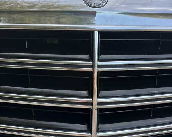 Серый Мерседес Е-Класс, объемом двигателя 2.14 л и пробегом 245 тыс. км за 28000 $, фото 15 на Automoto.ua