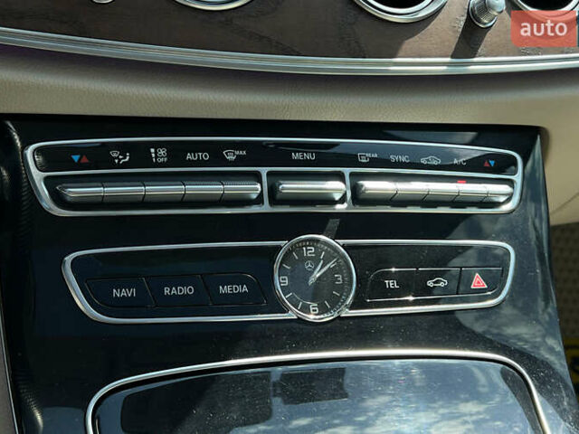 Серый Мерседес Е-Класс, объемом двигателя 2 л и пробегом 102 тыс. км за 25890 $, фото 20 на Automoto.ua