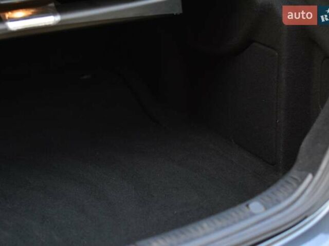 Серый Мерседес Е-Класс, объемом двигателя 1.99 л и пробегом 163 тыс. км за 26000 $, фото 71 на Automoto.ua