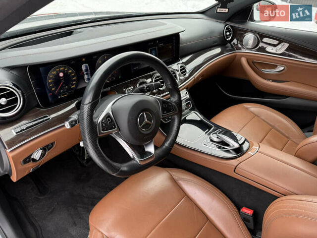 Серый Мерседес Е-Класс, объемом двигателя 0 л и пробегом 212 тыс. км за 31200 $, фото 14 на Automoto.ua