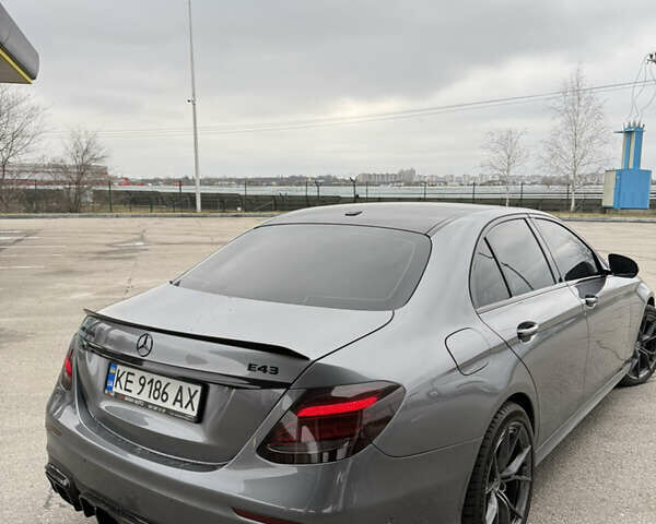 Серый Мерседес Е-Класс, объемом двигателя 3 л и пробегом 130 тыс. км за 34500 $, фото 14 на Automoto.ua