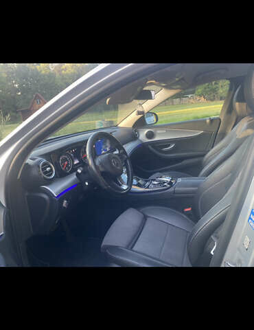 Серый Мерседес Е-Класс, объемом двигателя 3 л и пробегом 189 тыс. км за 26500 $, фото 16 на Automoto.ua