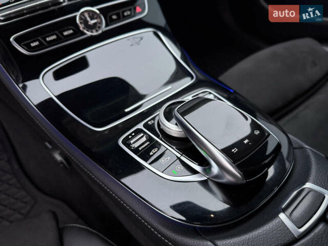 Серый Мерседес Е-Класс, объемом двигателя 1.95 л и пробегом 174 тыс. км за 34800 $, фото 72 на Automoto.ua