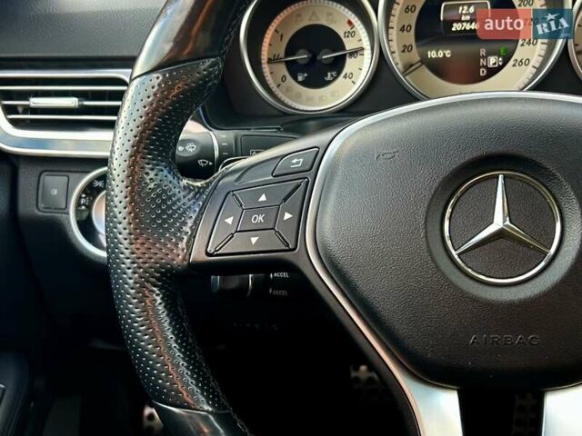 Мерседес Е-Класс 2016 в Киеве на Automoto.ua Серый Мерседес Е-Класс, объемом двигателя 2.14 л и пробегом 208 тыс. км за 17800 $, фото 48 на Automoto.ua
