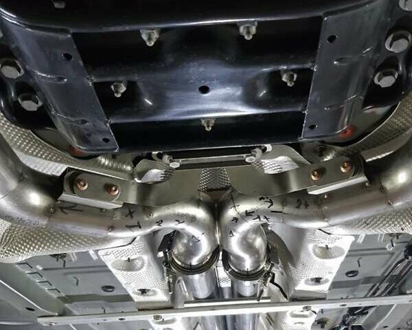 Сірий Мерседес Е-Клас, об'ємом двигуна 5.46 л та пробігом 88 тис. км за 59000 $, фото 3 на Automoto.ua