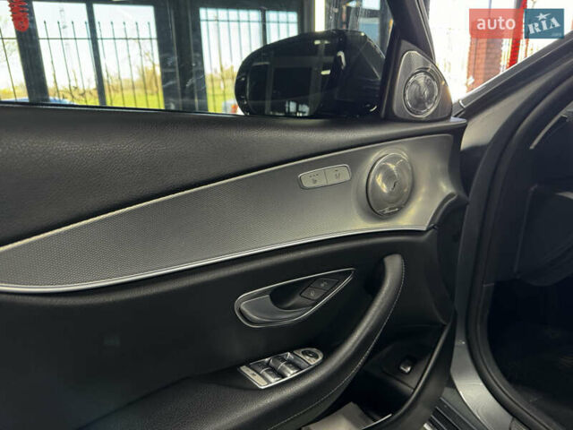 Сірий Мерседес Е-Клас, об'ємом двигуна 1.95 л та пробігом 165 тис. км за 28500 $, фото 16 на Automoto.ua