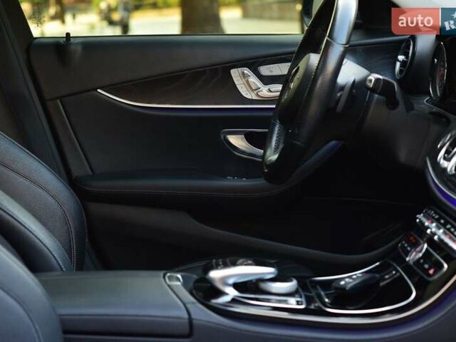 Серый Мерседес Е-Класс, объемом двигателя 1.99 л и пробегом 163 тыс. км за 26000 $, фото 56 на Automoto.ua