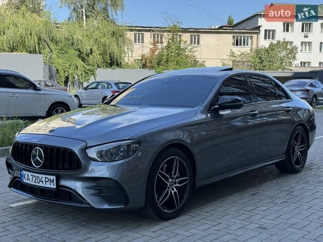 Сірий Мерседес Е-Клас, об'ємом двигуна 3 л та пробігом 290 тис. км за 38000 $, фото 1 на Automoto.ua