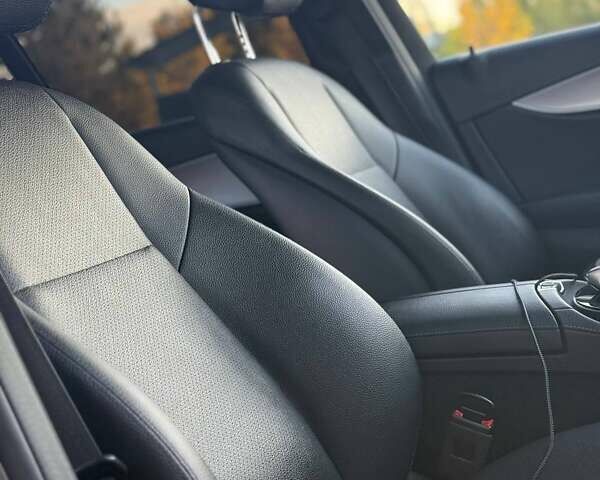 Сірий Мерседес Е-Клас, об'ємом двигуна 1.95 л та пробігом 242 тис. км за 25900 $, фото 69 на Automoto.ua