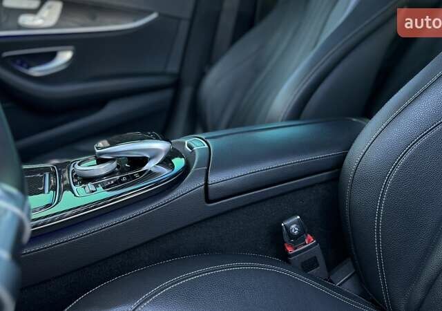 Сірий Мерседес Е-Клас, об'ємом двигуна 1.99 л та пробігом 181 тис. км за 28499 $, фото 28 на Automoto.ua