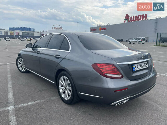 Серый Мерседес Е-Класс, объемом двигателя 1.95 л и пробегом 350 тыс. км за 21000 $, фото 14 на Automoto.ua