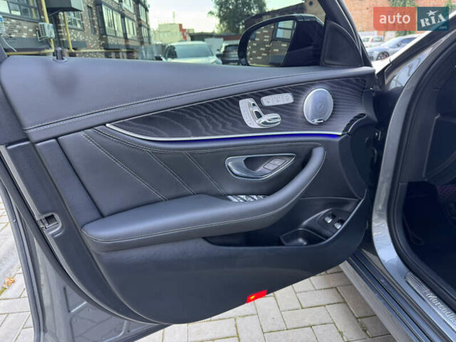 Сірий Мерседес Е-Клас, об'ємом двигуна 3 л та пробігом 290 тис. км за 38000 $, фото 26 на Automoto.ua