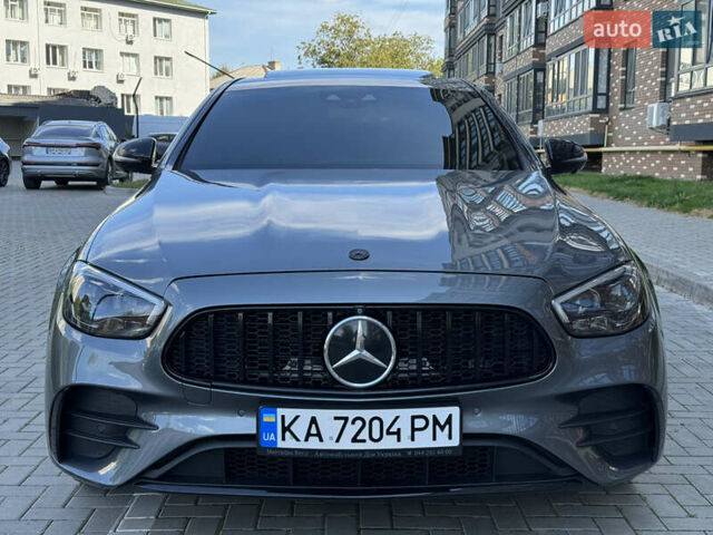 Сірий Мерседес Е-Клас, об'ємом двигуна 3 л та пробігом 290 тис. км за 38000 $, фото 4 на Automoto.ua