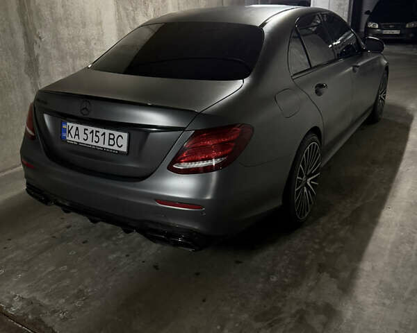 Серый Мерседес Е-Класс, объемом двигателя 3 л и пробегом 89 тыс. км за 45000 $, фото 6 на Automoto.ua