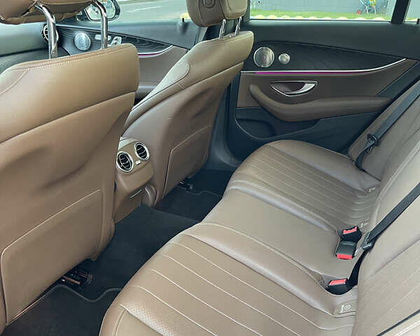 Серый Мерседес Е-Класс, объемом двигателя 1.99 л и пробегом 103 тыс. км за 29900 $, фото 14 на Automoto.ua