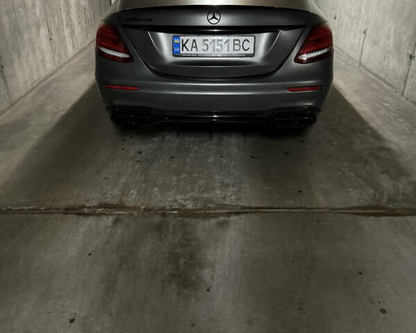 Серый Мерседес Е-Класс, объемом двигателя 3 л и пробегом 89 тыс. км за 45000 $, фото 8 на Automoto.ua