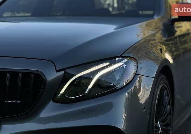 Сірий Мерседес Е-Клас, об'ємом двигуна 1.99 л та пробігом 181 тис. км за 28499 $, фото 39 на Automoto.ua