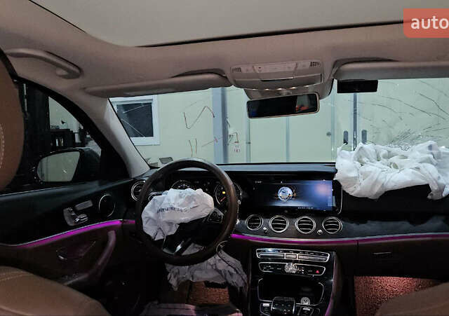 Серый Мерседес Е-Класс, объемом двигателя 2 л и пробегом 149 тыс. км за 20300 $, фото 13 на Automoto.ua