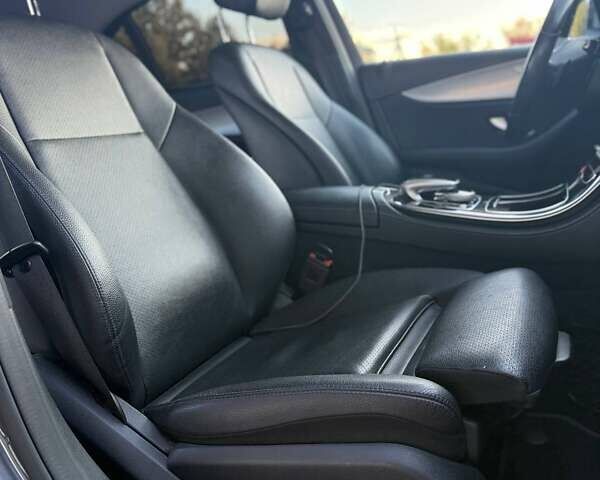 Сірий Мерседес Е-Клас, об'ємом двигуна 1.95 л та пробігом 242 тис. км за 25900 $, фото 38 на Automoto.ua