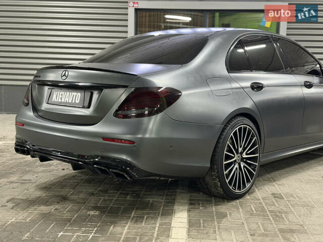 Серый Мерседес Е-Класс, объемом двигателя 3 л и пробегом 93 тыс. км за 42500 $, фото 8 на Automoto.ua