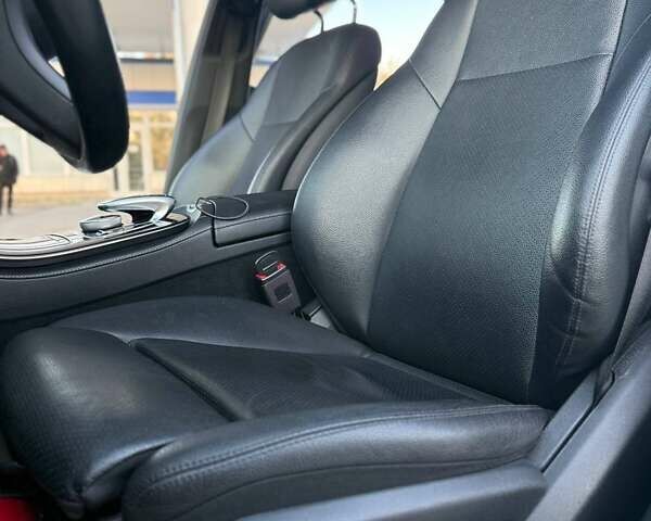 Сірий Мерседес Е-Клас, об'ємом двигуна 1.95 л та пробігом 242 тис. км за 25900 $, фото 40 на Automoto.ua