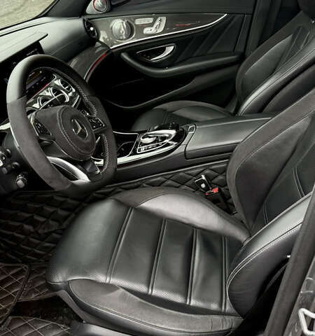 Серый Мерседес Е-Класс, объемом двигателя 3 л и пробегом 127 тыс. км за 38000 $, фото 8 на Automoto.ua