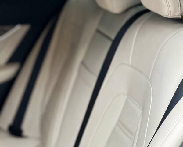 Серый Мерседес Е-Класс, объемом двигателя 3 л и пробегом 116 тыс. км за 53990 $, фото 15 на Automoto.ua