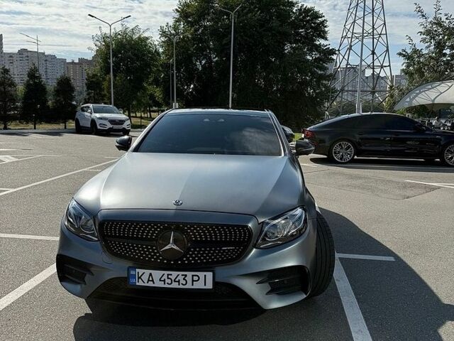 Сірий Мерседес Е-Клас, об'ємом двигуна 3 л та пробігом 151 тис. км за 31000 $, фото 1 на Automoto.ua