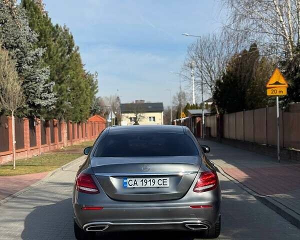 Сірий Мерседес Е-Клас, об'ємом двигуна 2 л та пробігом 278 тис. км за 26900 $, фото 11 на Automoto.ua