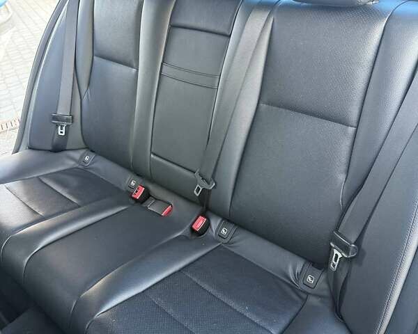 Сірий Мерседес Е-Клас, об'ємом двигуна 1.95 л та пробігом 242 тис. км за 25900 $, фото 56 на Automoto.ua