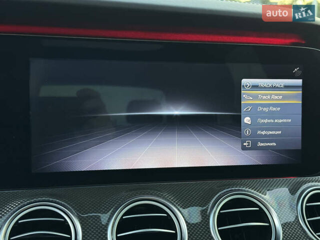 Серый Мерседес Е-Класс, объемом двигателя 3.98 л и пробегом 98 тыс. км за 67500 $, фото 41 на Automoto.ua