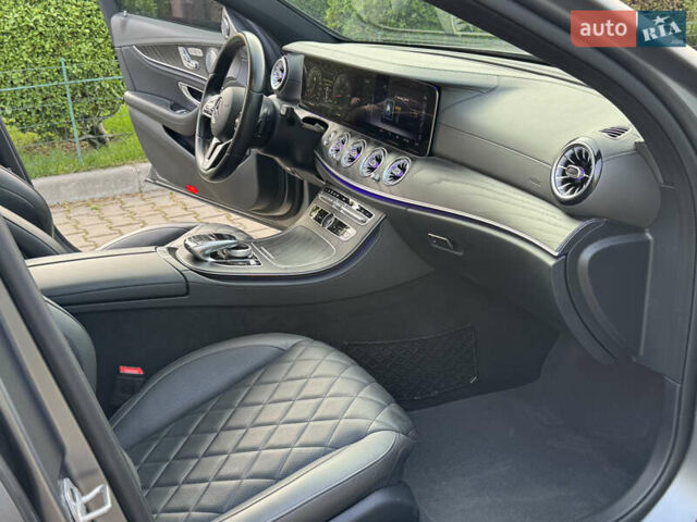 Серый Мерседес Е-Класс, объемом двигателя 3 л и пробегом 129 тыс. км за 49000 $, фото 92 на Automoto.ua