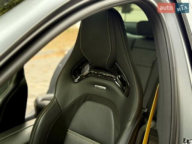 Сірий Мерседес Е-Клас, об'ємом двигуна 3.98 л та пробігом 17 тис. км за 96500 $, фото 27 на Automoto.ua