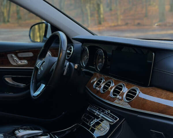 Сірий Мерседес Е-Клас, об'ємом двигуна 1.99 л та пробігом 109 тис. км за 28500 $, фото 15 на Automoto.ua