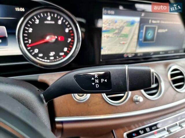 Серый Мерседес Е-Класс, объемом двигателя 1.99 л и пробегом 260 тыс. км за 29900 $, фото 59 на Automoto.ua