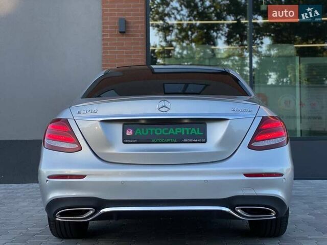 Серый Мерседес Е-Класс, объемом двигателя 1.99 л и пробегом 94 тыс. км за 29790 $, фото 11 на Automoto.ua