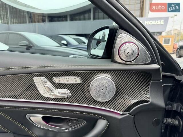 Серый Мерседес Е-Класс, объемом двигателя 3.98 л и пробегом 64 тыс. км за 89500 $, фото 22 на Automoto.ua