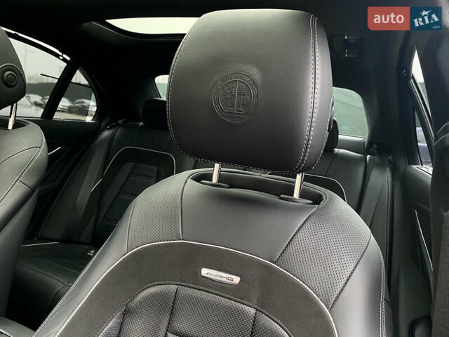 Серый Мерседес Е-Класс, объемом двигателя 3.98 л и пробегом 55 тыс. км за 72990 $, фото 10 на Automoto.ua