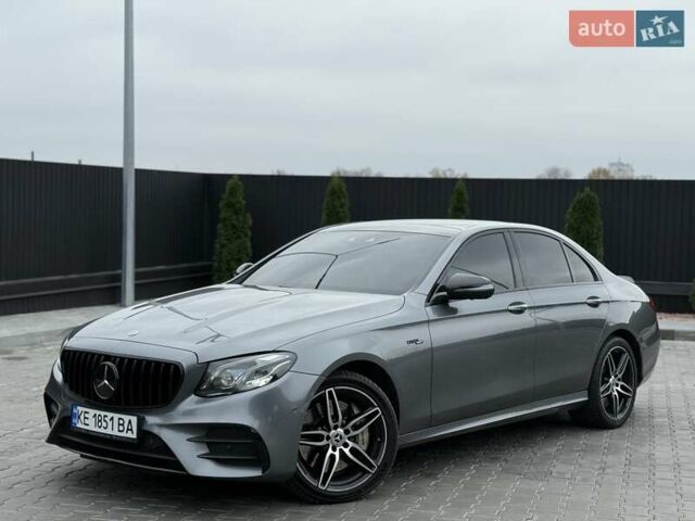 Серый Мерседес Е-Класс, объемом двигателя 3 л и пробегом 80 тыс. км за 53000 $, фото 4 на Automoto.ua